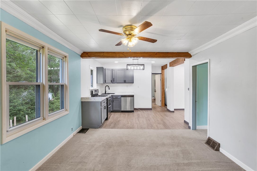 139 Booth Road