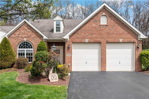 Photo of 5012 Jackson Dr, Clairton, PA 15025 (MLS # 1748979)