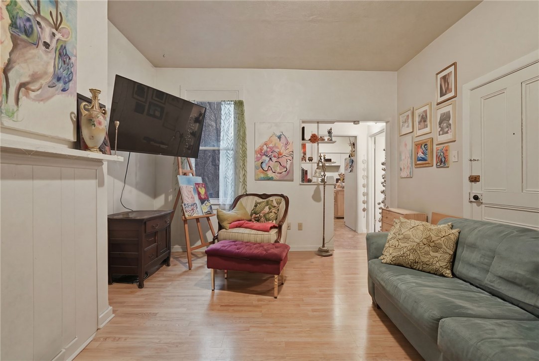 1009 Constance Street