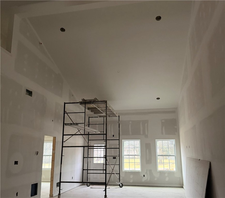 101 Blue Bird Lane 219