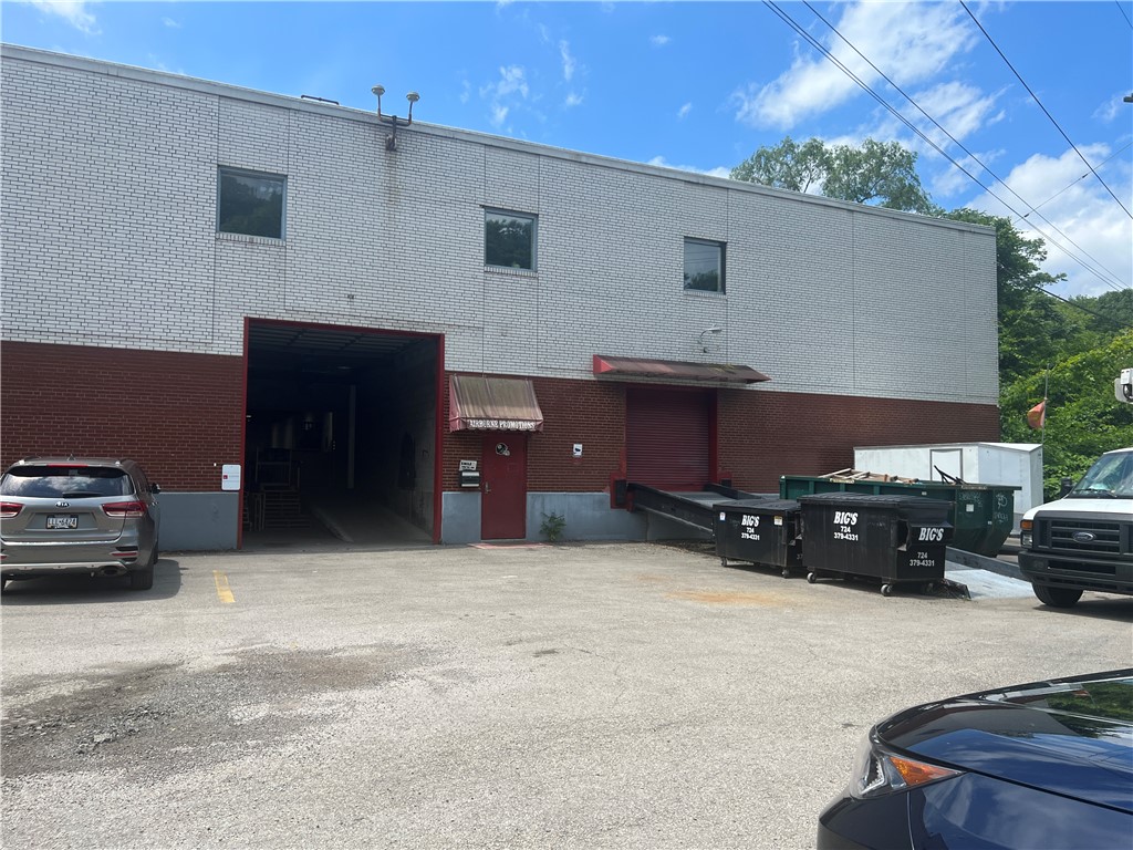 1020 W Saw Mill Run Blvd