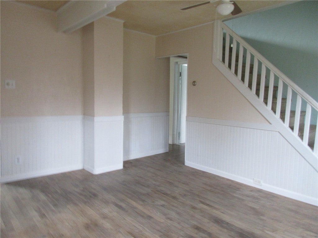 211 Main St