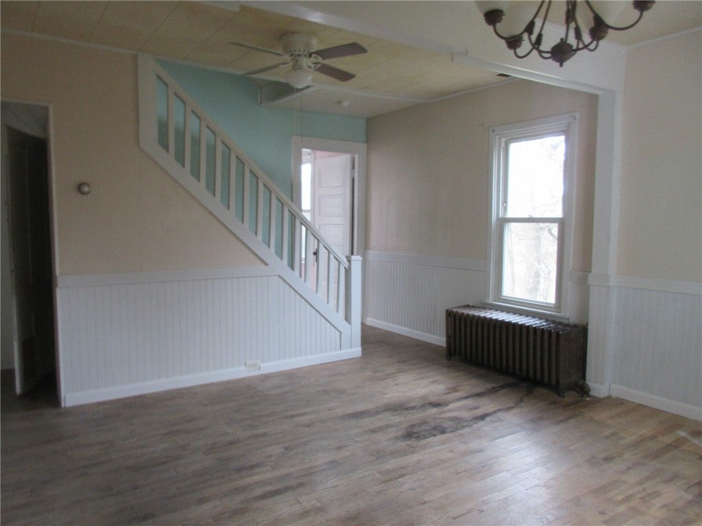211 Main St