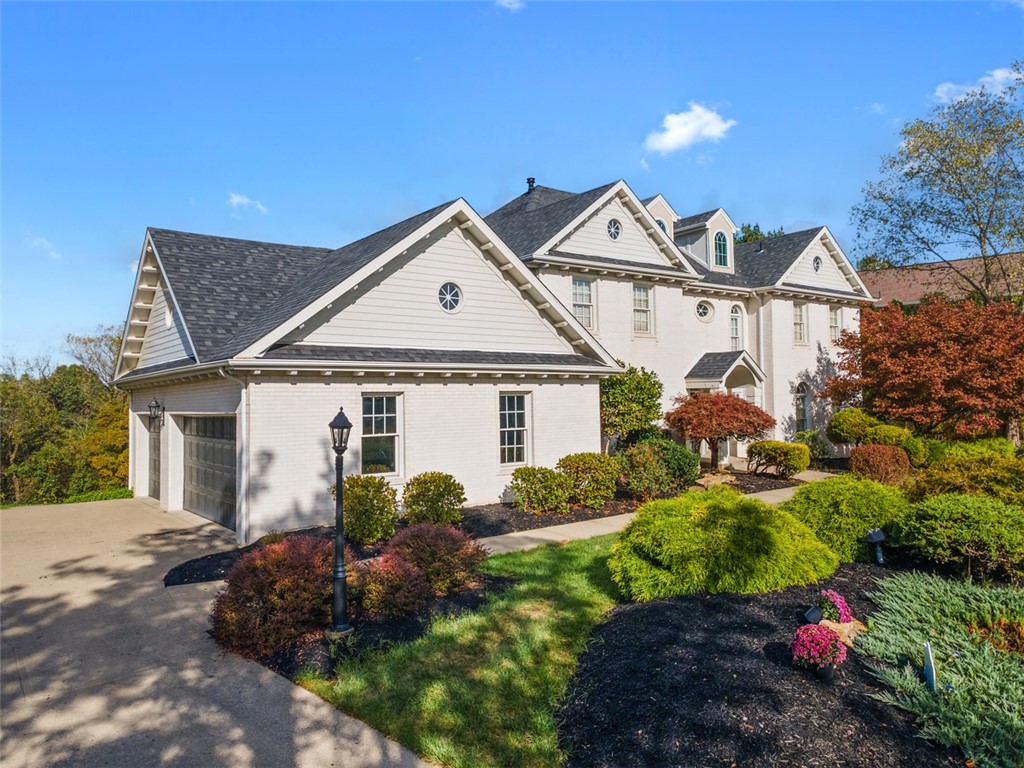 106 Gatehouse Dr