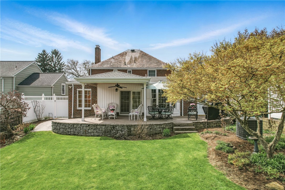 Churchill Boro, Pennsylvania 15235, United States, 4 Bedrooms Bedrooms, ,3 BathroomsBathrooms,Residential,Contingent,115045