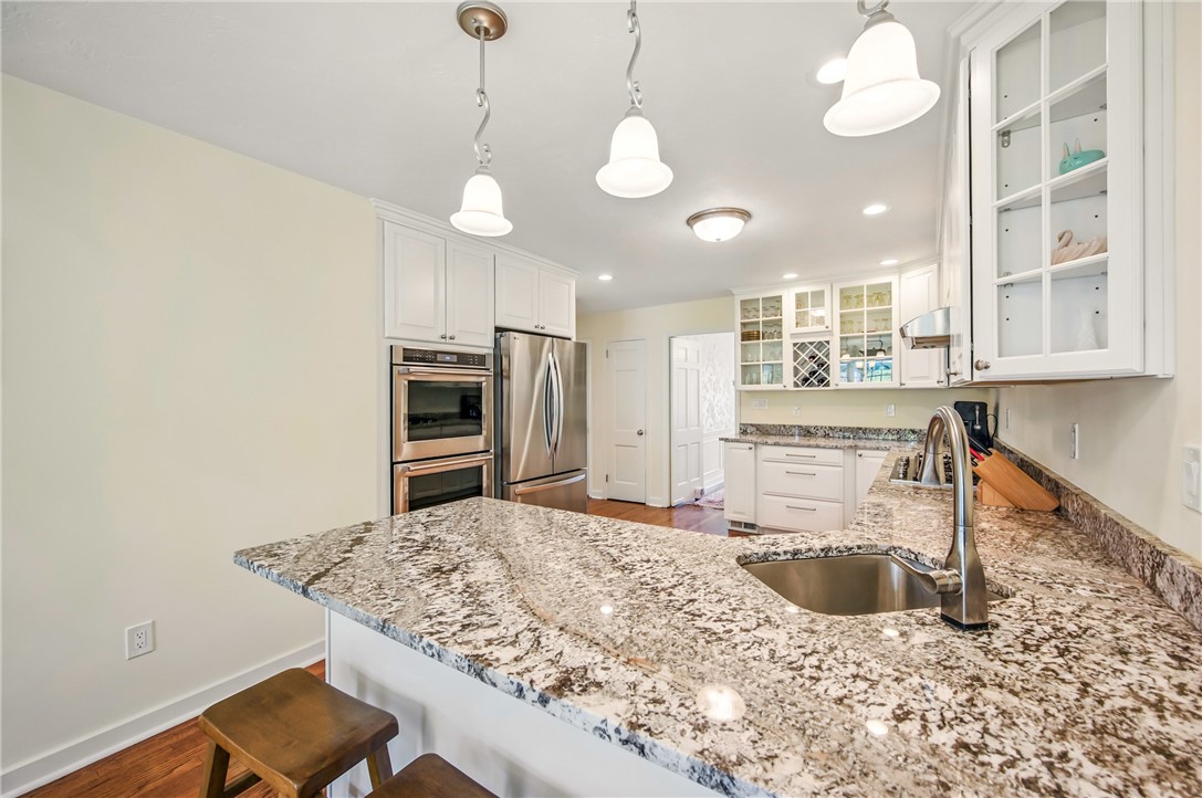 Churchill Boro, Pennsylvania 15235, United States, 4 Bedrooms Bedrooms, ,3 BathroomsBathrooms,Residential,Contingent,115045