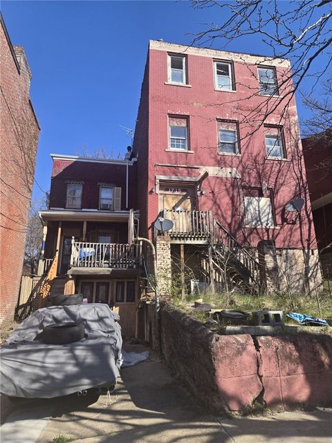 Photo of 1715 Bedford Ave, Pittsburgh, PA 15219 (MLS # 1751783)
