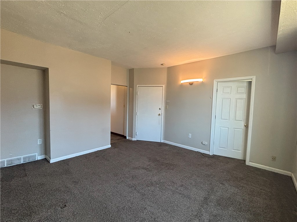 Swissvale, Pennsylvania 15218, United States, 1 Bedroom Bedrooms, ,1 BathroomBathrooms,Residential,Active,86510