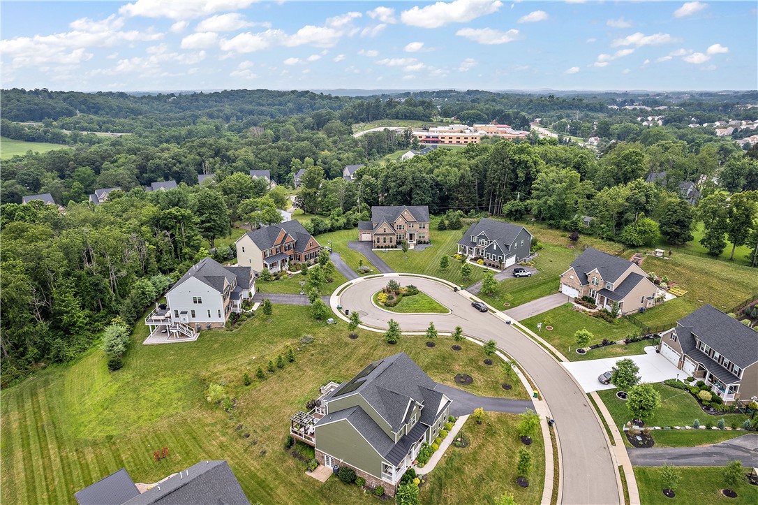 Franklin Park, Pennsylvania 15143, United States, 5 Bedrooms Bedrooms, ,5 BathroomsBathrooms,Residential,Active,176925