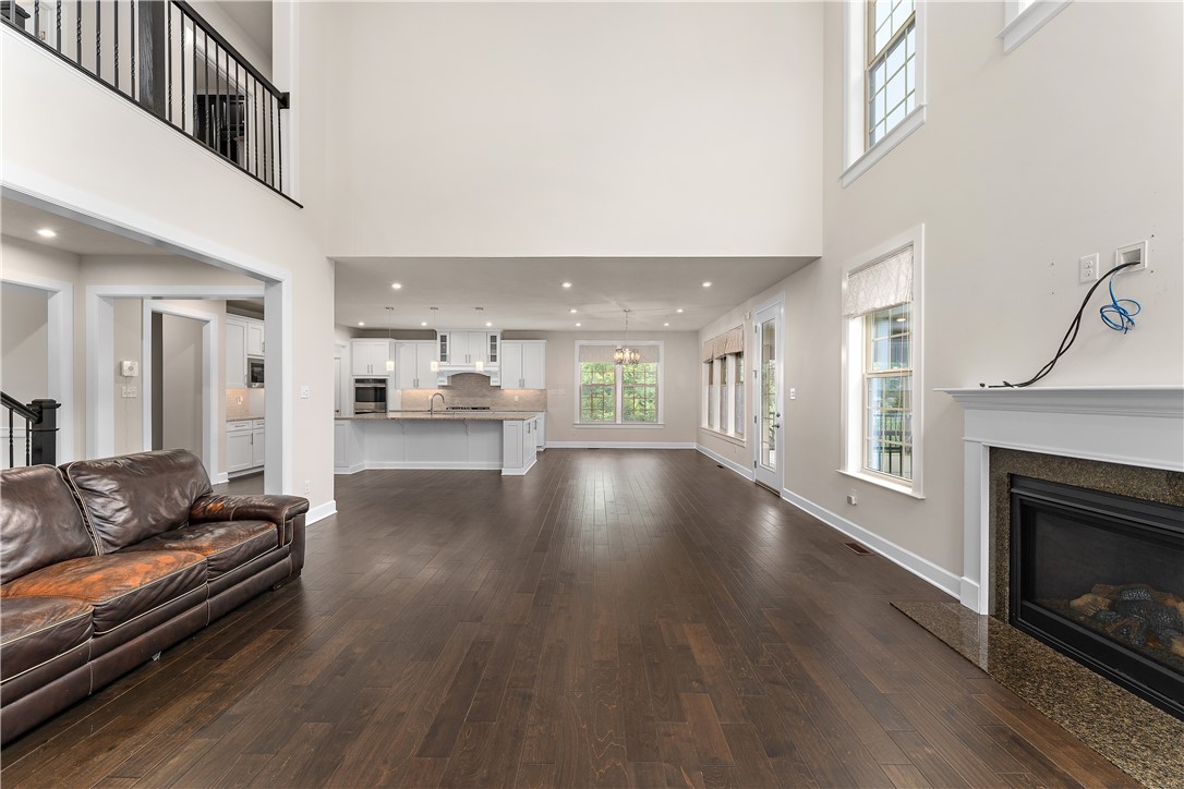 Franklin Park, Pennsylvania 15143, United States, 5 Bedrooms Bedrooms, ,5 BathroomsBathrooms,Residential,Active,176925