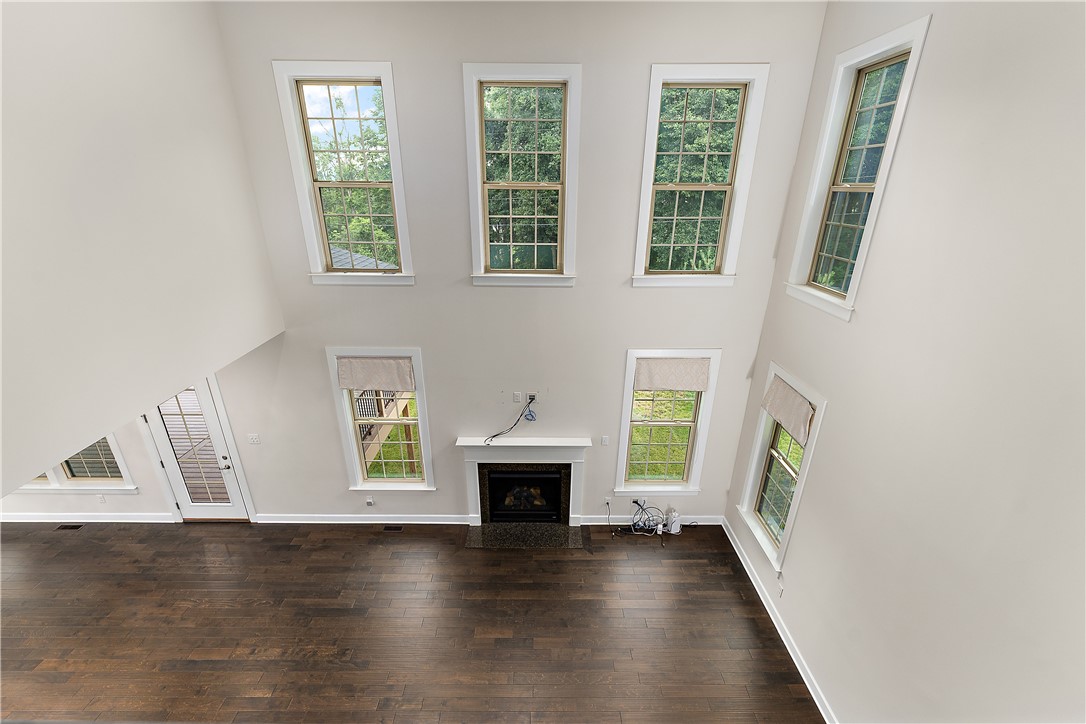 Franklin Park, Pennsylvania 15143, United States, 5 Bedrooms Bedrooms, ,5 BathroomsBathrooms,Residential,Active,176925