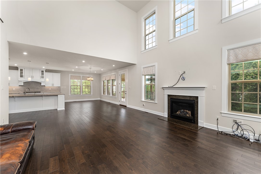 Franklin Park, Pennsylvania 15143, United States, 5 Bedrooms Bedrooms, ,5 BathroomsBathrooms,Residential,Active,176925