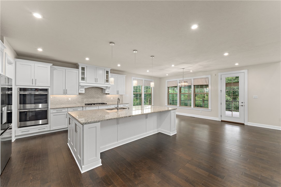 Franklin Park, Pennsylvania 15143, United States, 5 Bedrooms Bedrooms, ,5 BathroomsBathrooms,Residential,Active,176925