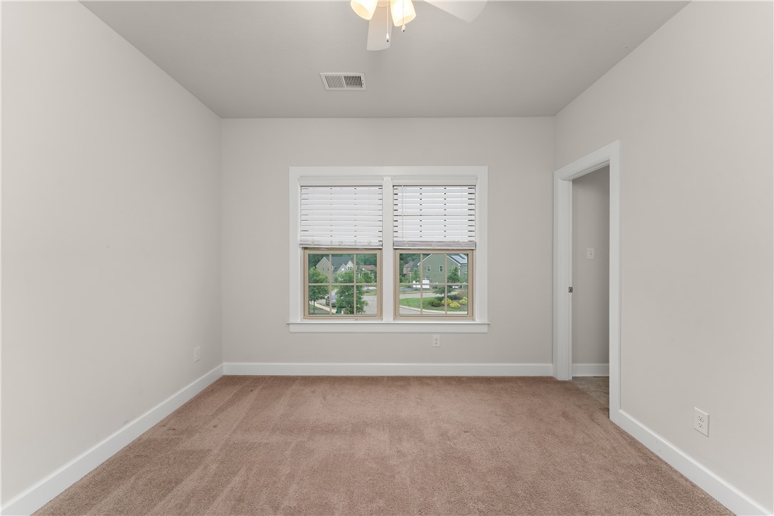 Franklin Park, Pennsylvania 15143, United States, 5 Bedrooms Bedrooms, ,5 BathroomsBathrooms,Residential,Active,176925