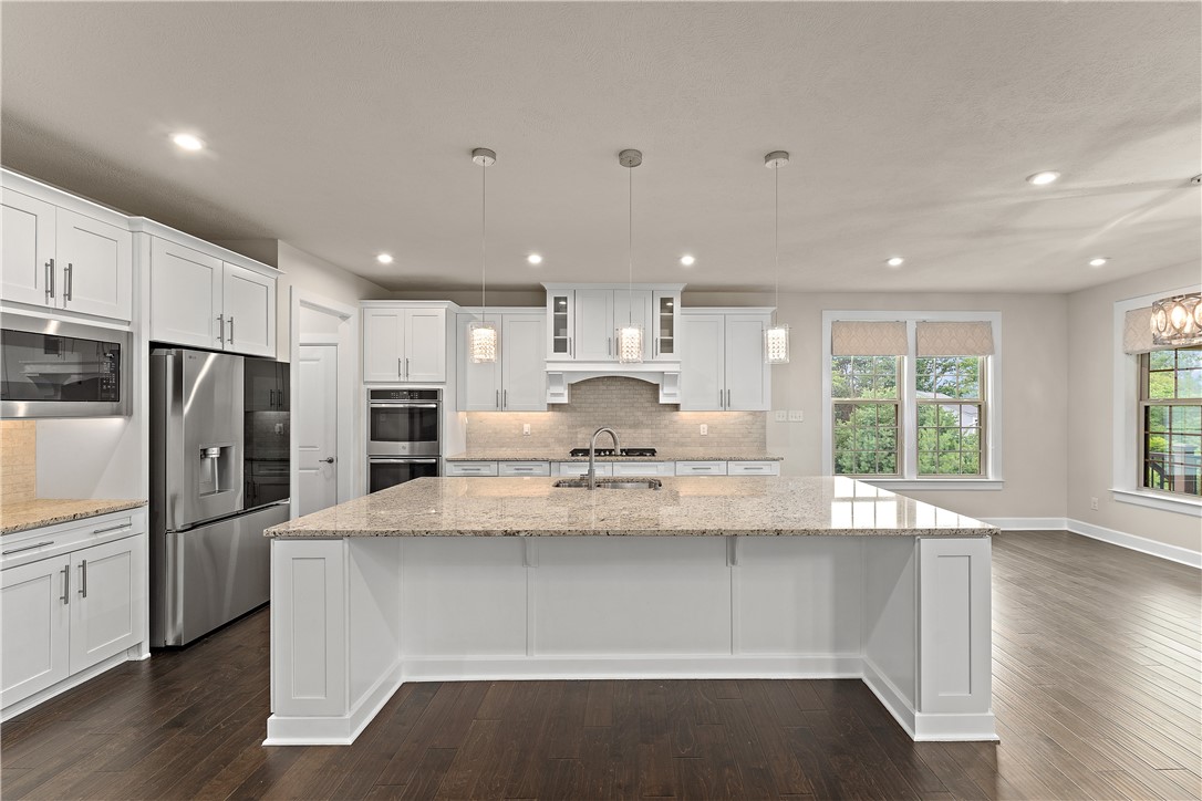 Franklin Park, Pennsylvania 15143, United States, 5 Bedrooms Bedrooms, ,5 BathroomsBathrooms,Residential,Active,176925