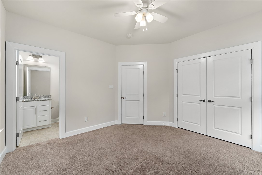 Franklin Park, Pennsylvania 15143, United States, 5 Bedrooms Bedrooms, ,5 BathroomsBathrooms,Residential,Active,176925