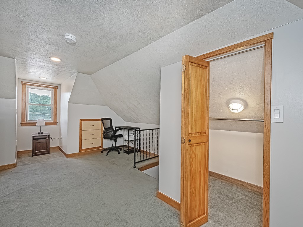 116 1st Ave Ave, New Eagle, Pennsylvania image 18