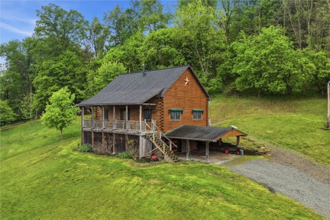 Photo for 527 Little Creek Rd