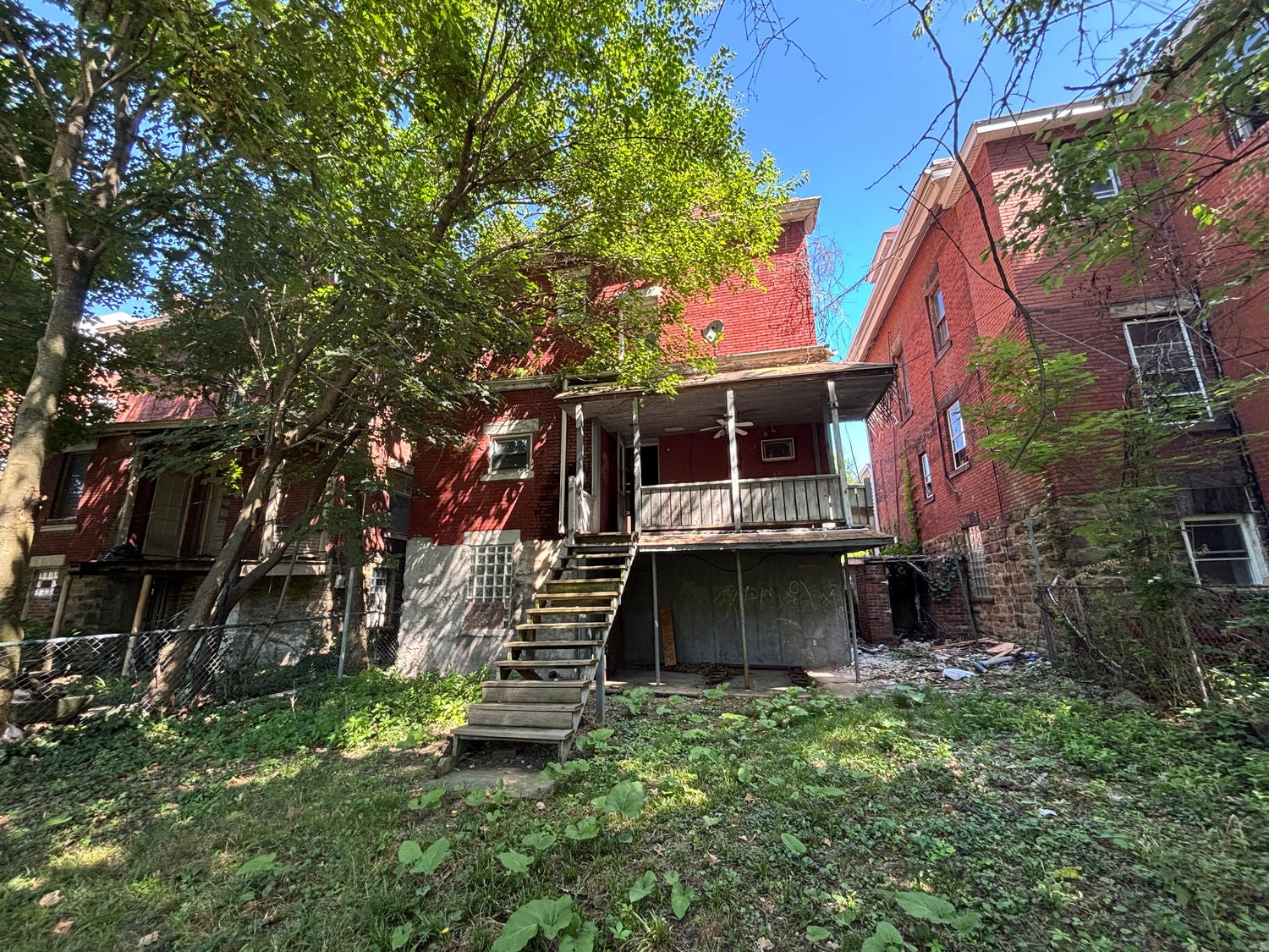 422 Charles Street