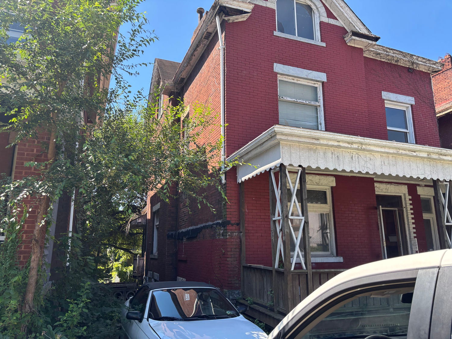 422 Charles Street