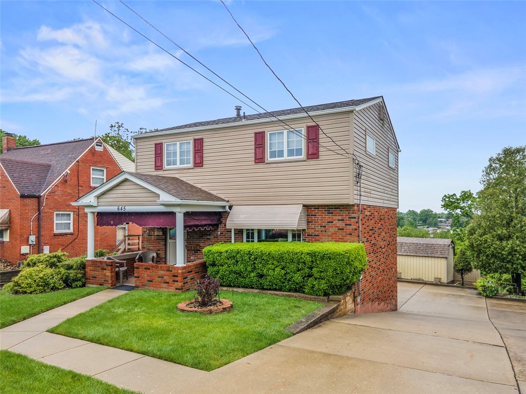645 Dewalt Dr