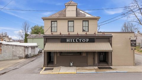 Photo of 318 New York Ave, Rochester, PA 15074 (MLS # 1745567)