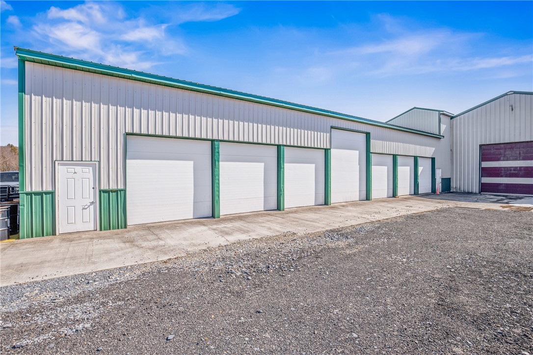 152 E Airpark Road
