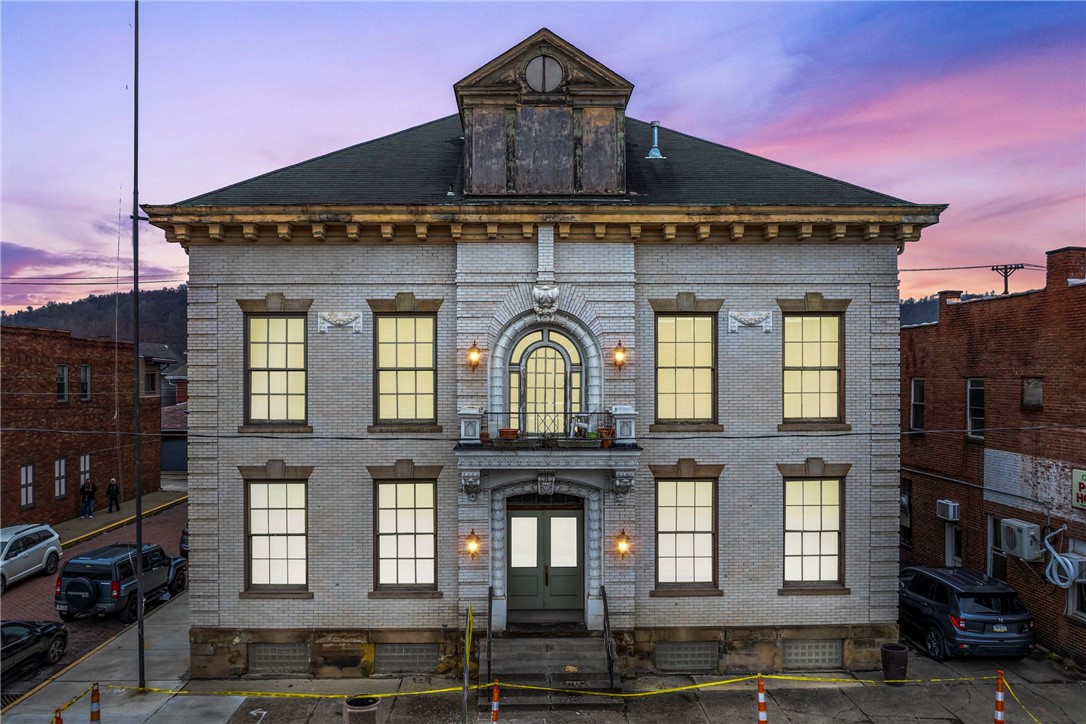 Ambridge, Pennsylvania 15003, United States, ,Commercial,Contingent,99949