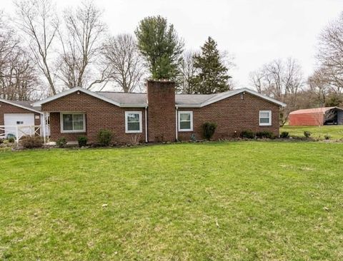 Photo of 728 N Pike Rd, Cabot, PA 16023 (MLS # 1745598)