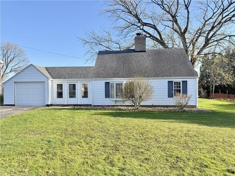 Photo of 125 Germaine Rd, Butler, PA 16001 (MLS # 1747731)