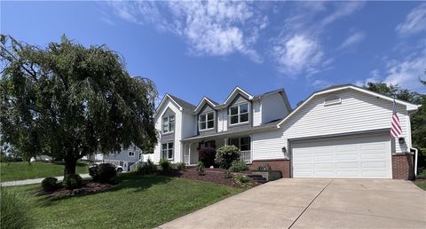 Photo of 148 S Duane Dr, Pittsburgh, PA 15239 (MLS # 1764209)