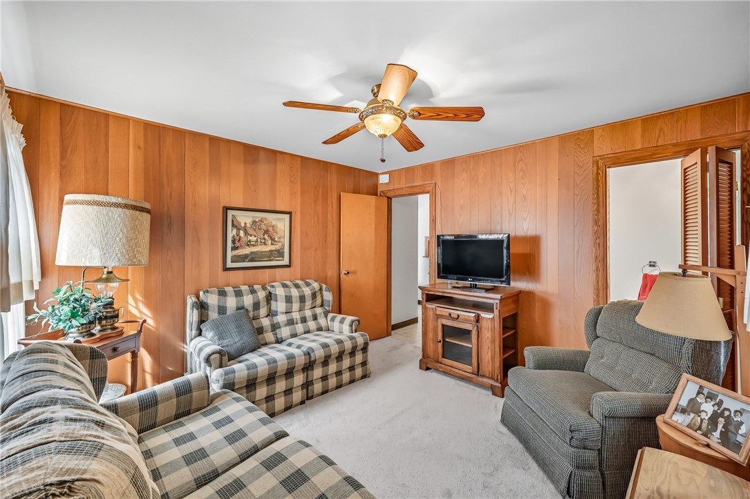 Sharpsville, Pennsylvania 16150, United States, 4 Bedrooms Bedrooms, ,3 BathroomsBathrooms,Residential,Active,223603