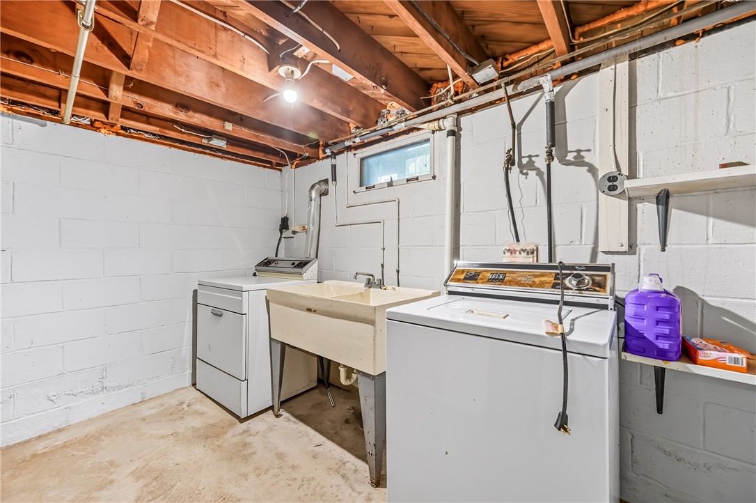 Sharpsville, Pennsylvania 16150, United States, 4 Bedrooms Bedrooms, ,3 BathroomsBathrooms,Residential,Active,223603