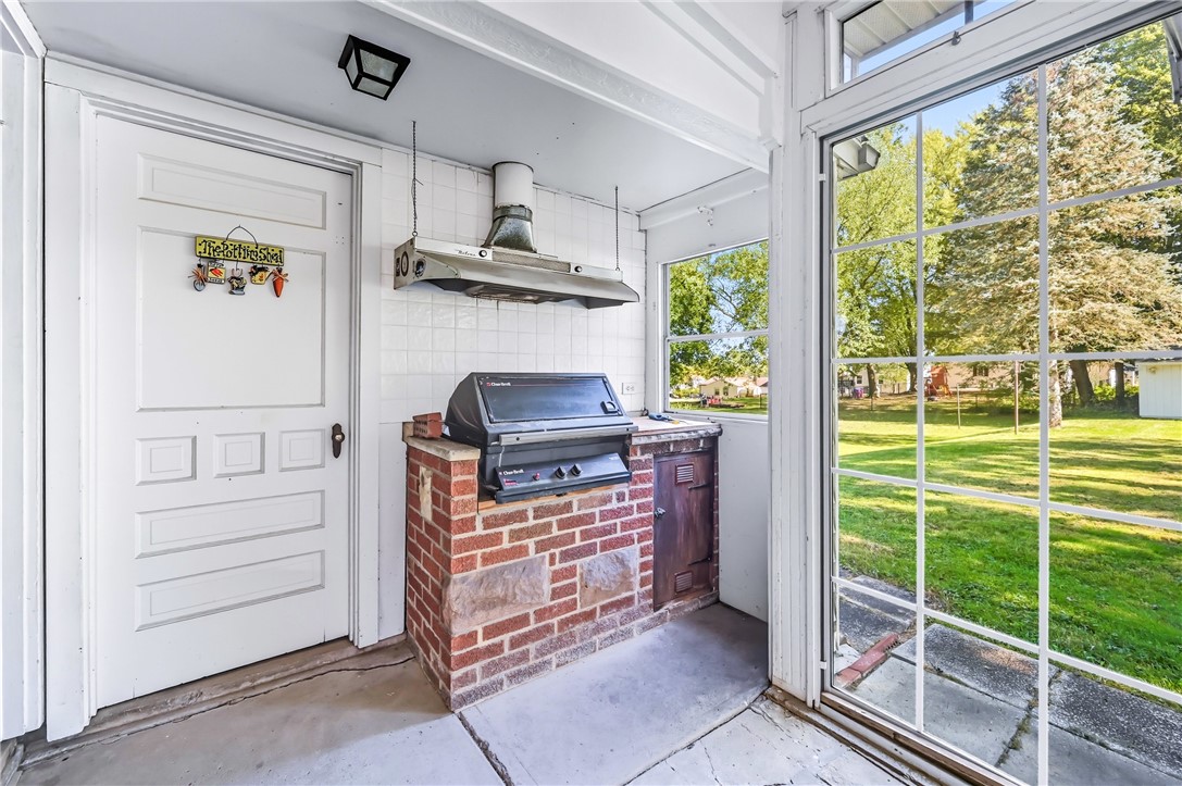 Sharpsville, Pennsylvania 16150, United States, 4 Bedrooms Bedrooms, ,3 BathroomsBathrooms,Residential,Active,223603