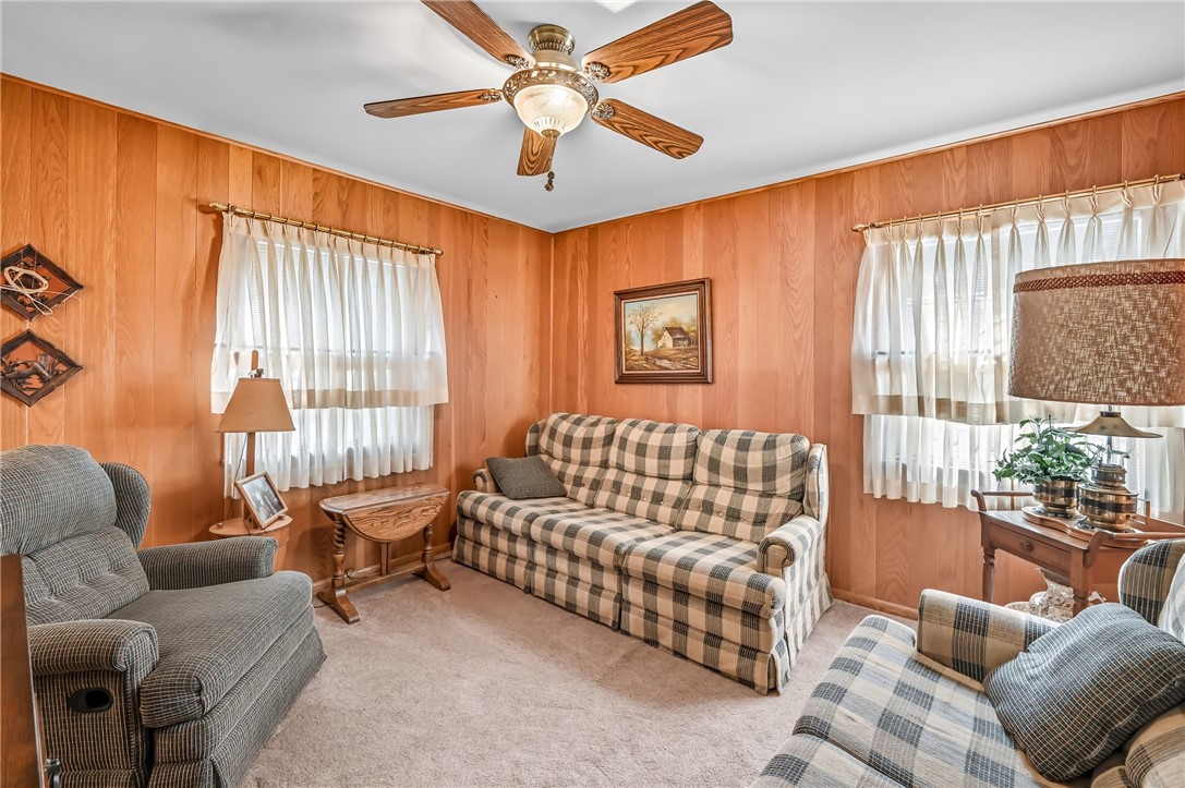 Sharpsville, Pennsylvania 16150, United States, 4 Bedrooms Bedrooms, ,3 BathroomsBathrooms,Residential,Active,223603