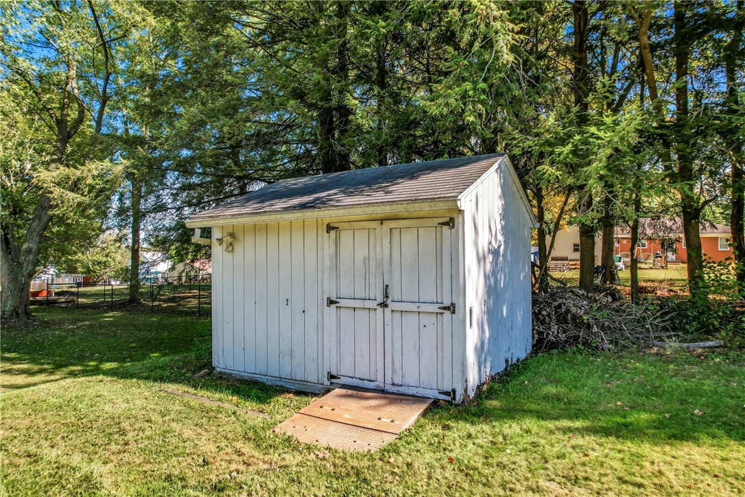Sharpsville, Pennsylvania 16150, United States, 4 Bedrooms Bedrooms, ,3 BathroomsBathrooms,Residential,Active,223603