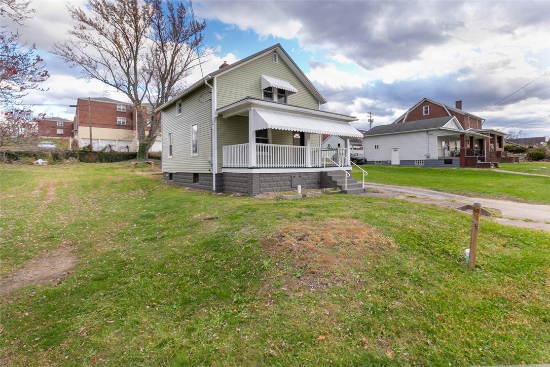 Connellsville, Pennsylvania 15425, United States, 2 Bedrooms Bedrooms, ,2 BathroomsBathrooms,Residential,Contingent,245549