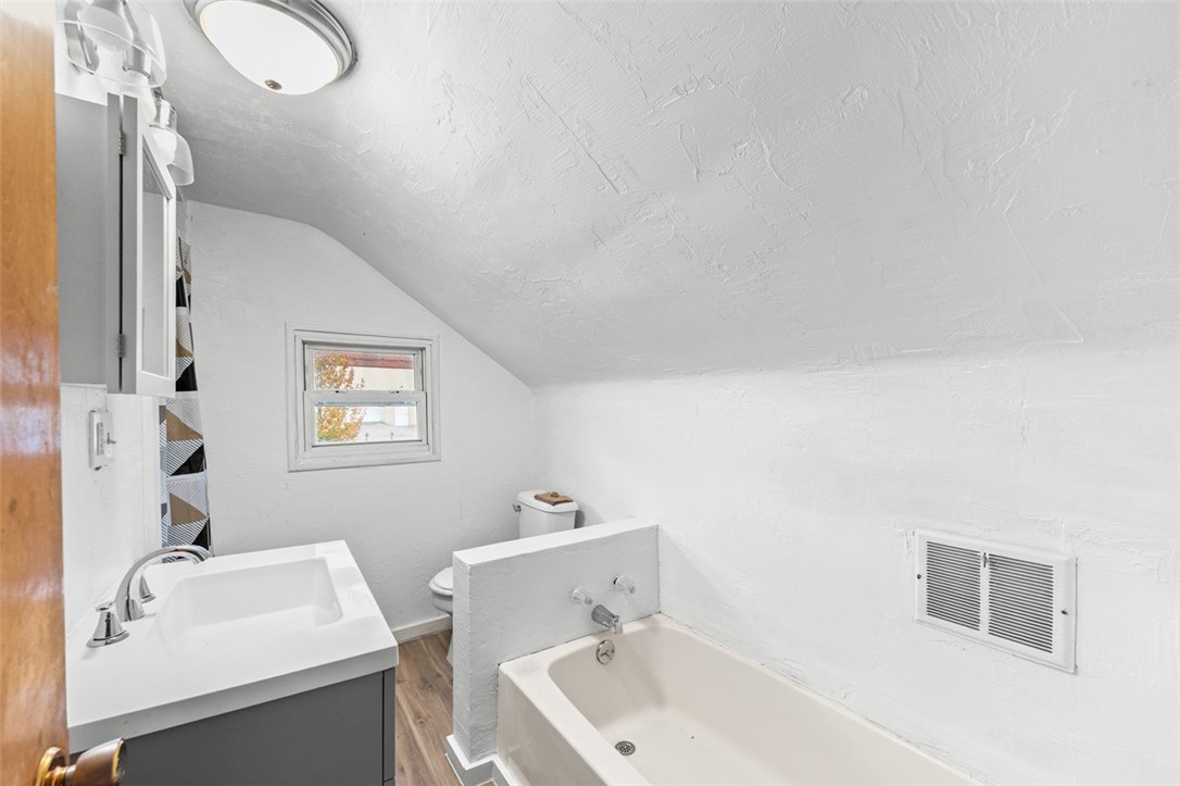 Connellsville, Pennsylvania 15425, United States, 2 Bedrooms Bedrooms, ,2 BathroomsBathrooms,Residential,Contingent,245549