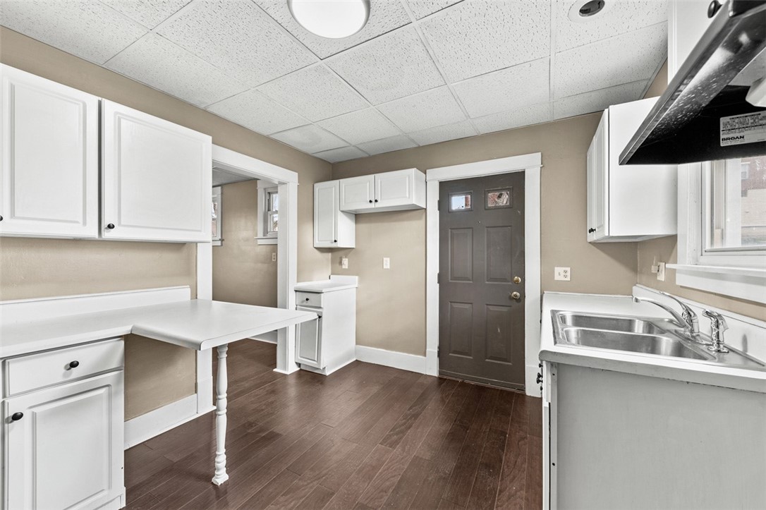 Connellsville, Pennsylvania 15425, United States, 2 Bedrooms Bedrooms, ,2 BathroomsBathrooms,Residential,Contingent,245549