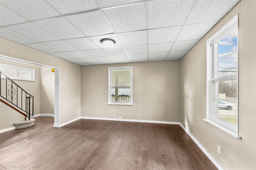 Connellsville, Pennsylvania 15425, United States, 2 Bedrooms Bedrooms, ,2 BathroomsBathrooms,Residential,Contingent,245549