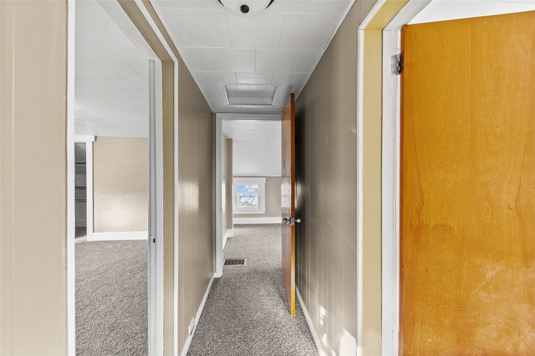 Connellsville, Pennsylvania 15425, United States, 2 Bedrooms Bedrooms, ,2 BathroomsBathrooms,Residential,Contingent,245549