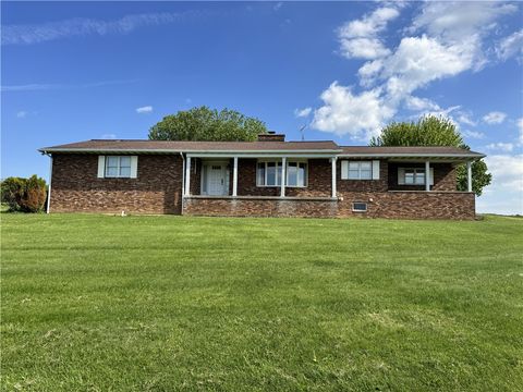 Photo of 48 Misty Meadows Ln, Uniontown, PA 15401 (MLS # 1752796)