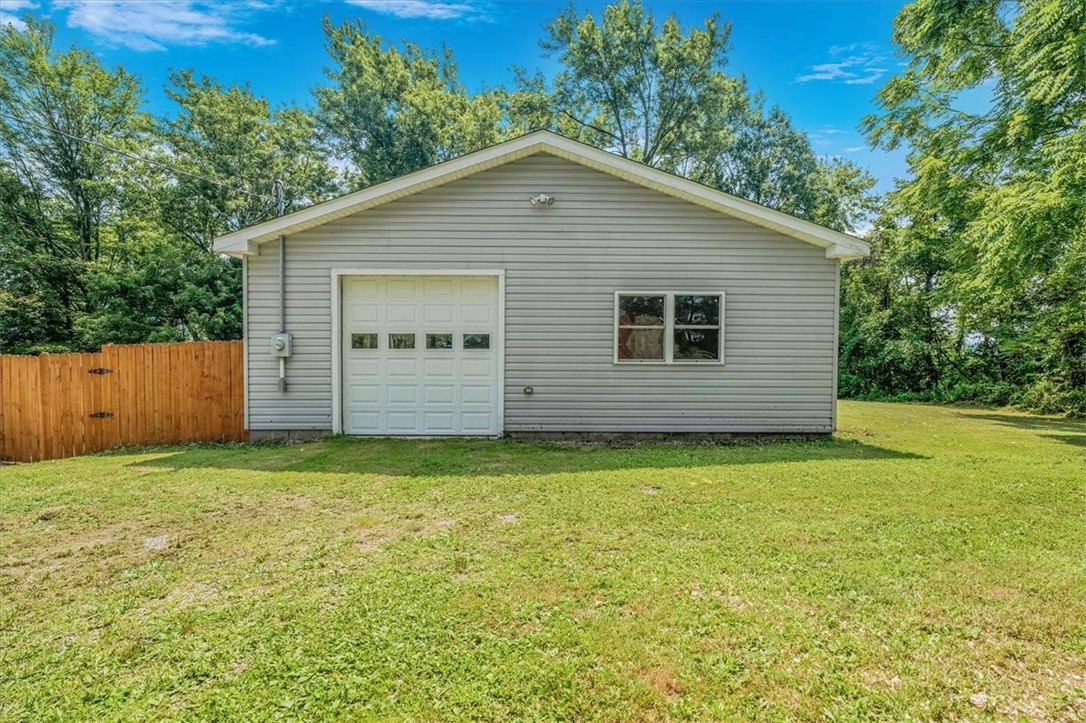 North Strabane, Pennsylvania 15317, United States, 2 Bedrooms Bedrooms, ,2 BathroomsBathrooms,Residential,Active,181298