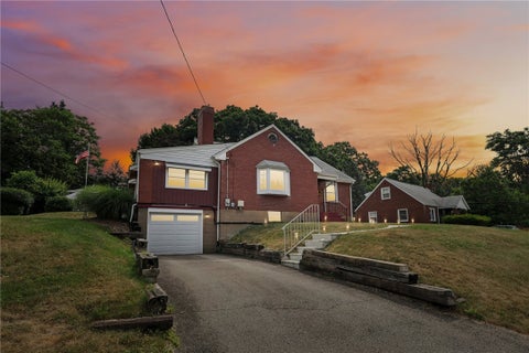 Photo for 109 Oakwood Dr