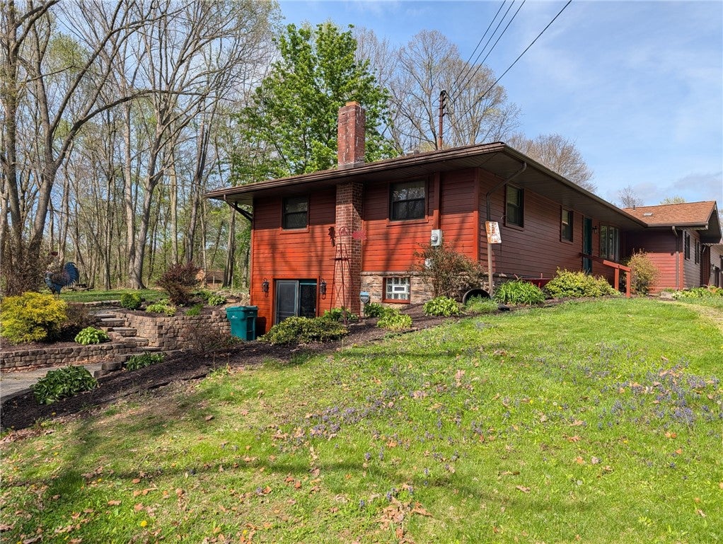 141 Hall Rd