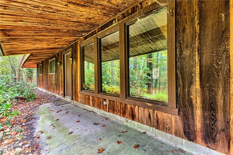 Photo for 128 Raccoon Rd Acme, PA 15610