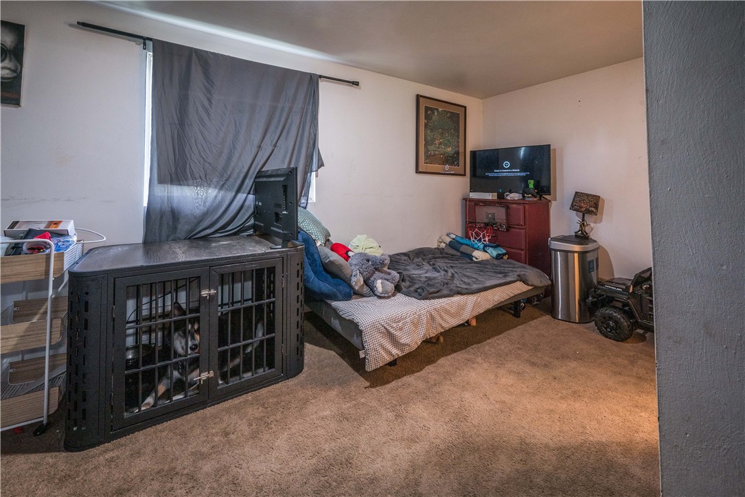 Clairton, Pennsylvania 15025, United States, 3 Bedrooms Bedrooms, ,2 BathroomsBathrooms,Residential,Pending,171064