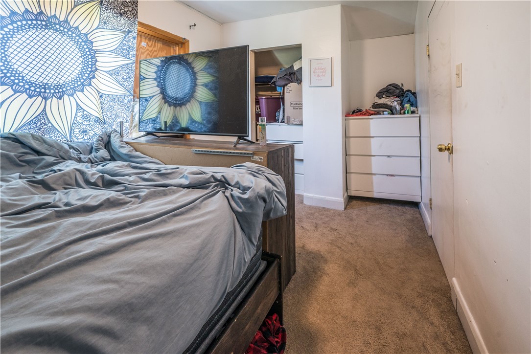 Clairton, Pennsylvania 15025, United States, 3 Bedrooms Bedrooms, ,2 BathroomsBathrooms,Residential,Pending,171064