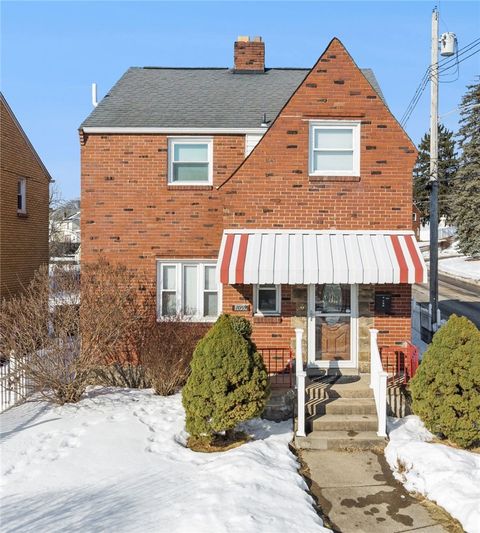 Photo of 1059 Bayridge Ave, Pittsburgh, PA 15226 (MLS # 1739890)