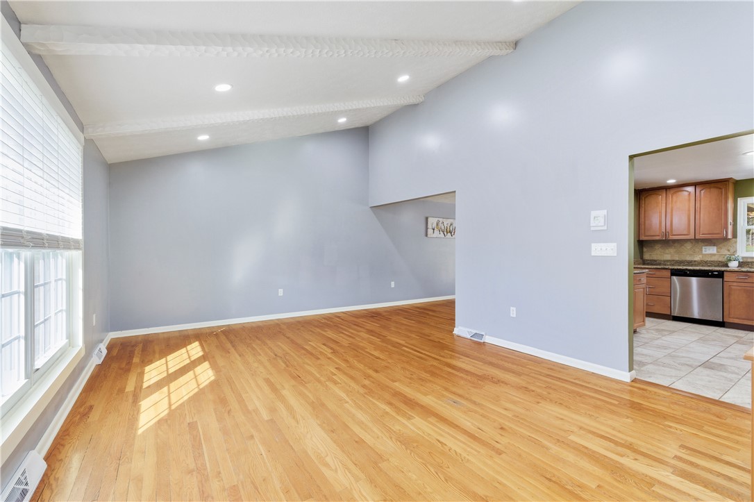 174 N Jamestown Road